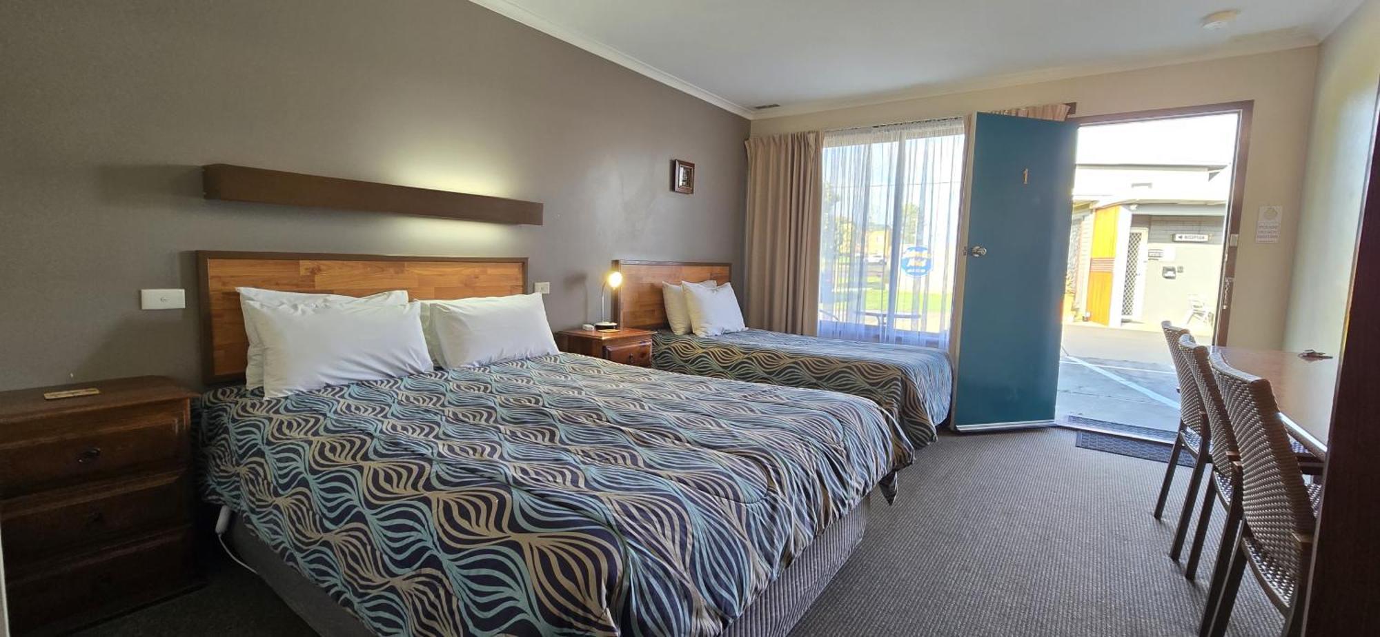Admella Motel Портланд Екстериор снимка