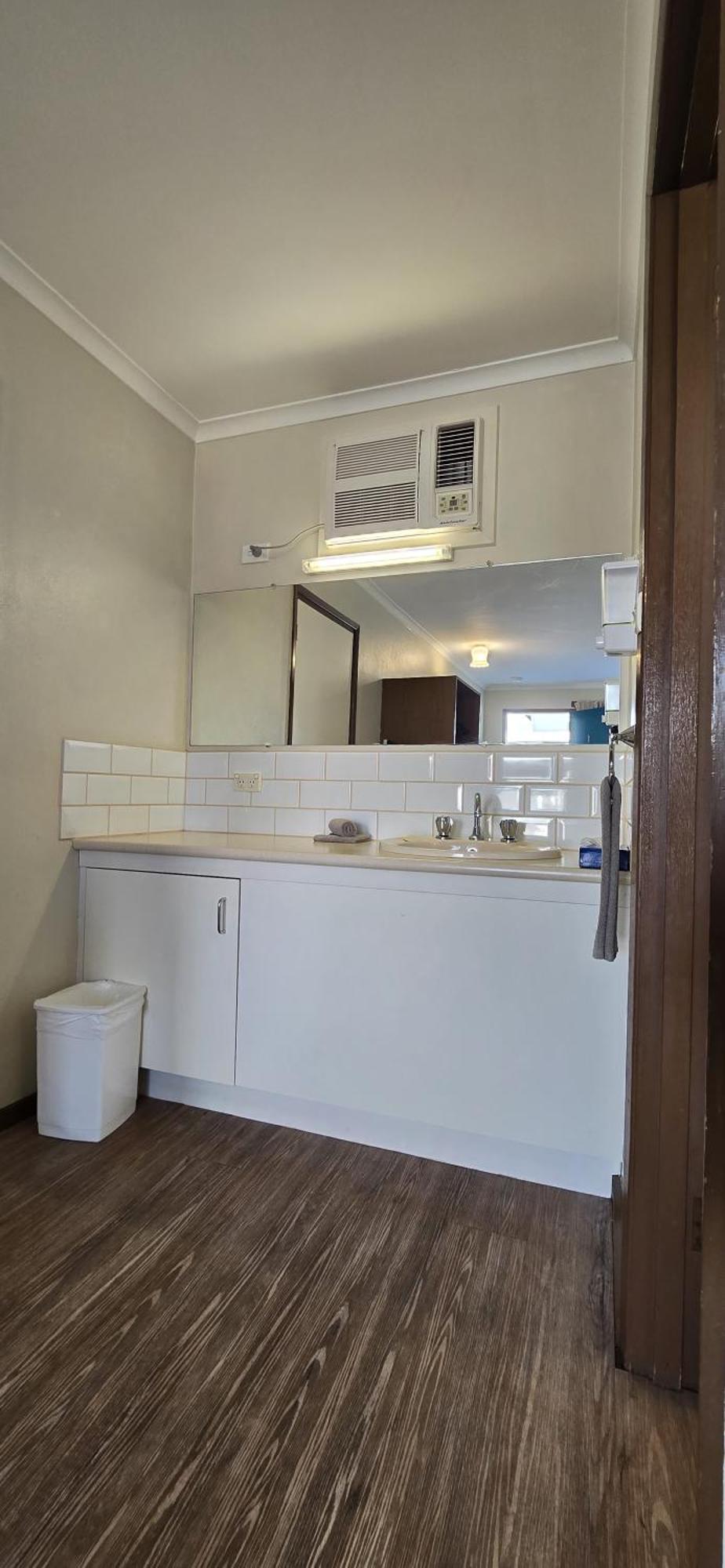 Admella Motel Портланд Екстериор снимка